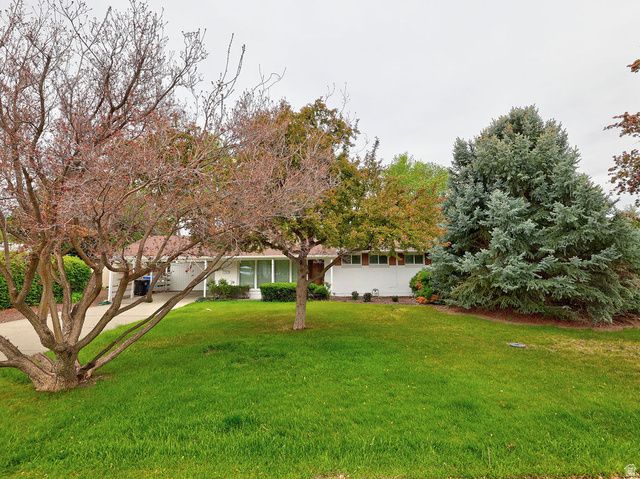 1740 E SOUTHMOOR DR, Salt Lake City, UT 84117