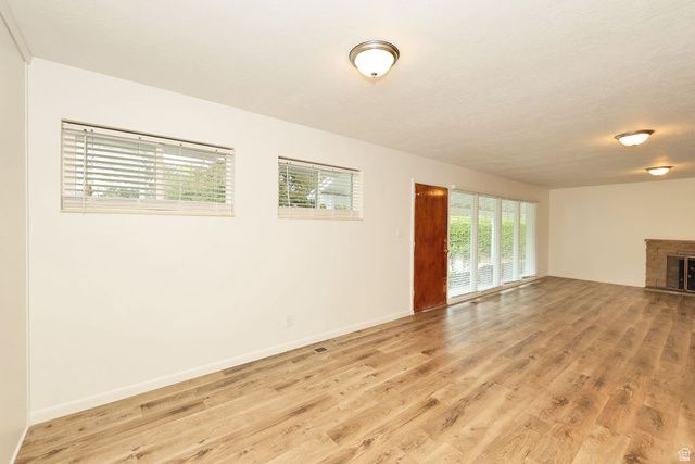 1740 E SOUTHMOOR DR, Salt Lake City, UT 84117
