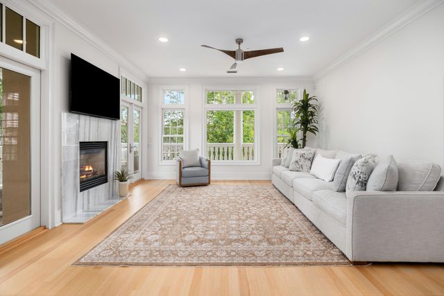 144 Fairbanks Oak Alley 2b, Daniel Island, SC 29492