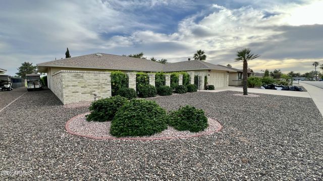 9635 W Country Club Drive, Sun City, AZ 85373