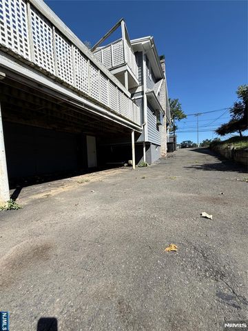 244 Westville Avenue, Caldwell, NJ 07006