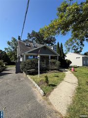 244 Westville Avenue, Caldwell, NJ 07006