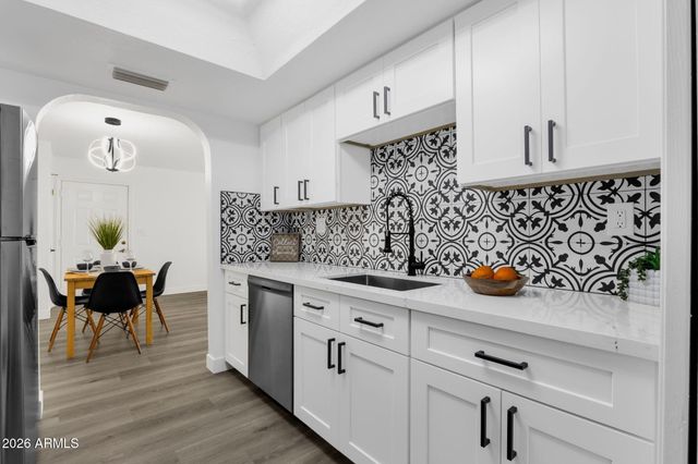 10444 N 69TH Street 119, Paradise Valley, AZ 85253