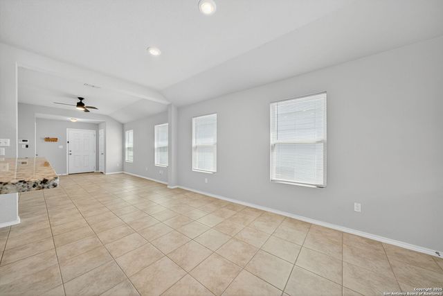 13438 carter, St Hedwig, TX 78152