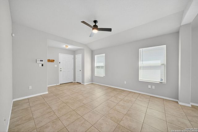 13438 carter, St Hedwig, TX 78152