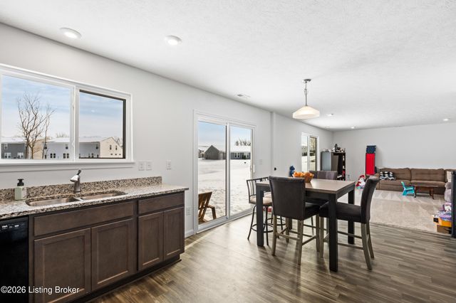 310 Knowledge Point, Shelbyville, KY 40065