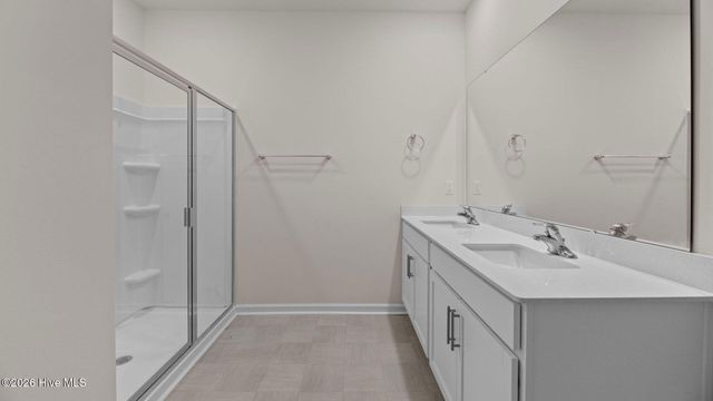 1013 Minnette Circle, New Bern, NC 28562