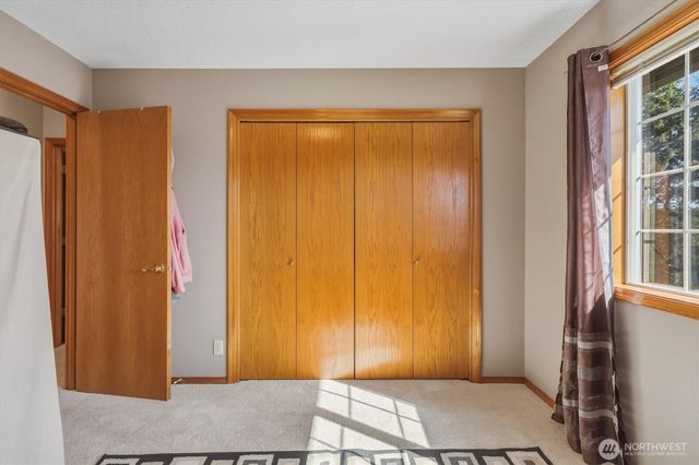 440 N Maple Hill Road, Kelso, WA 98626