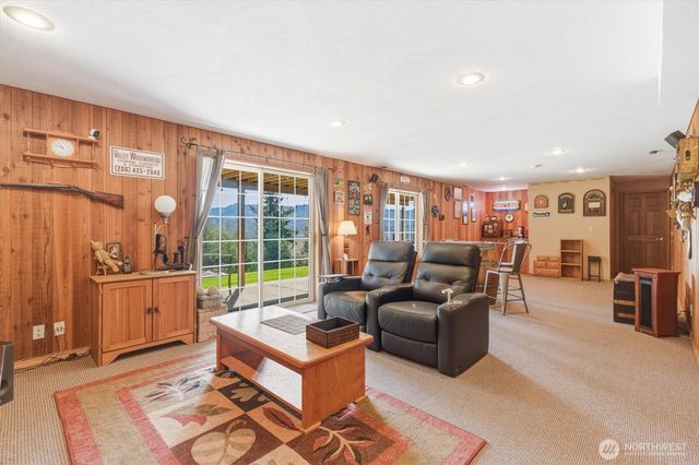 440 N Maple Hill Road, Kelso, WA 98626