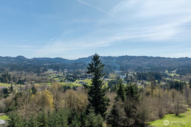 440 N Maple Hill Road, Kelso, WA 98626