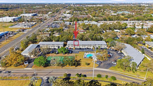 101 LAKE AVENUE NE 215, Largo, FL 33771