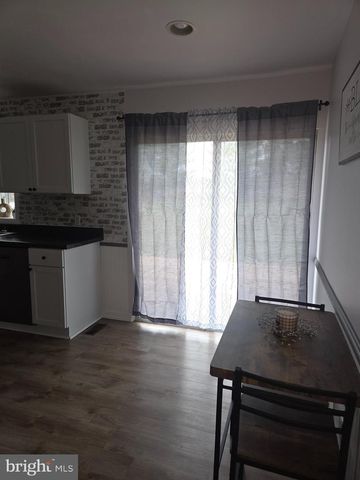 177 N STONE RD, Millersburg, PA 17061