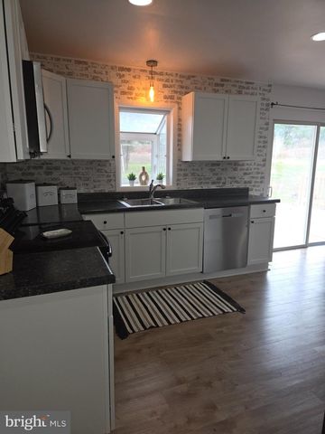 177 N STONE RD, Millersburg, PA 17061