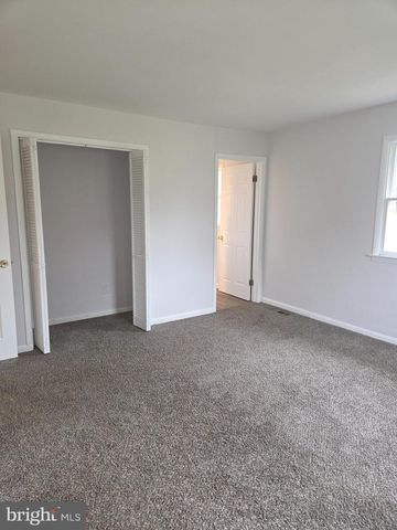 177 N STONE RD, Millersburg, PA 17061