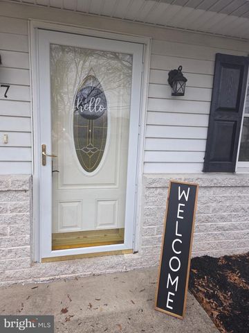 177 N STONE RD, Millersburg, PA 17061