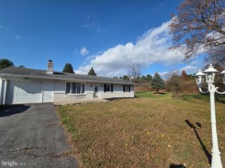 177 N STONE RD, Millersburg, PA 17061