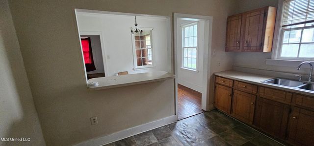 1080 Alta Vista Boulevard, Jackson, MS 39209