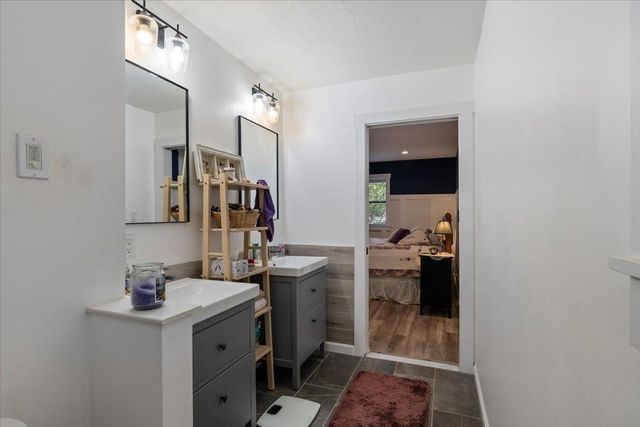 13707 NE Kleeman Rd, Elgin, OK 73538