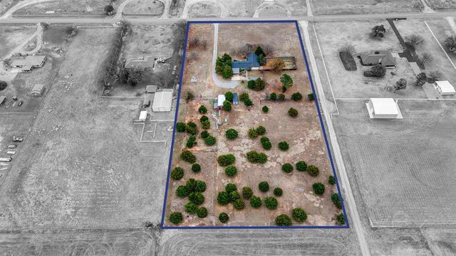 13707 NE Kleeman Rd, Elgin, OK 73538