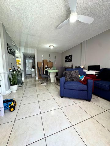 19729 SW 114th Ave 250, Miami, FL 33157