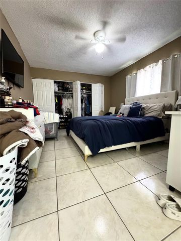 19729 SW 114th Ave 250, Miami, FL 33157