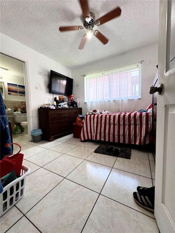 19729 SW 114th Ave 250, Miami, FL 33157