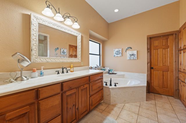 1366 Hcr 1414, Covington, TX 76636