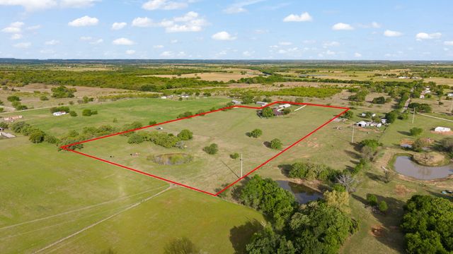 1366 Hcr 1414, Covington, TX 76636