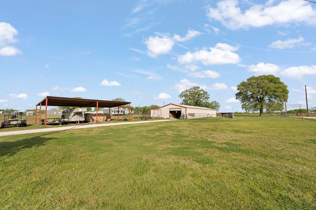 1366 Hcr 1414, Covington, TX 76636