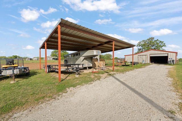 1366 Hcr 1414, Covington, TX 76636