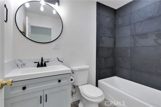 61638 La Jolla, Joshua Tree, CA 92252