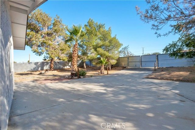 61638 La Jolla, Joshua Tree, CA 92252