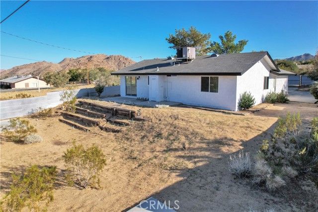 61638 La Jolla, Joshua Tree, CA 92252