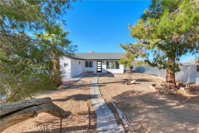 61638 La Jolla, Joshua Tree, CA 92252