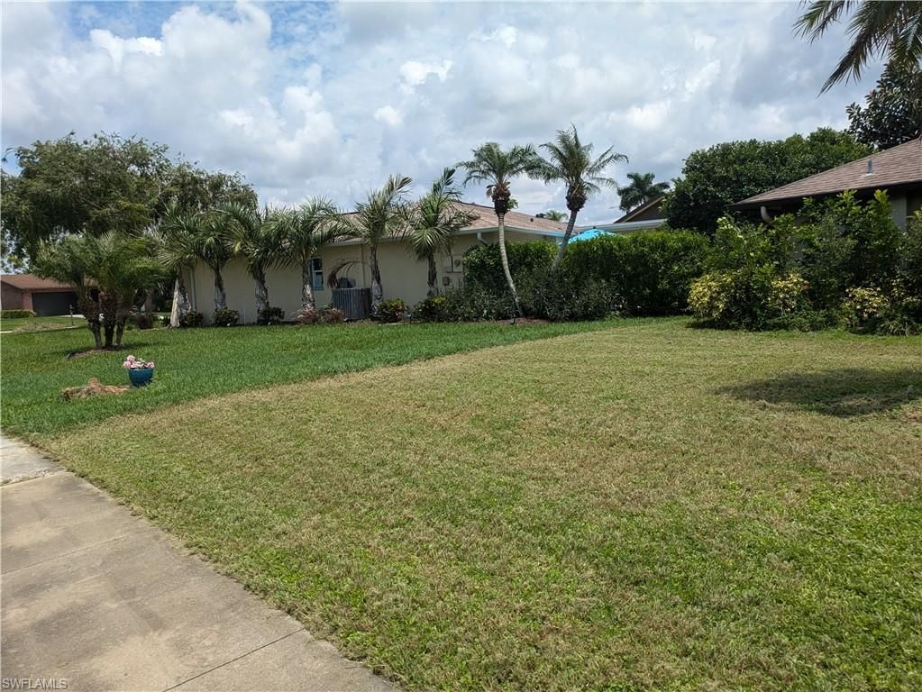 104 Fleur De Lis LN, NAPLES, FL 34112 — photo 4