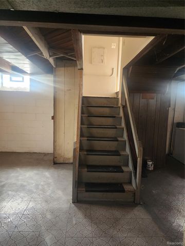 20222 Greenlawn Street, Detroit, MI 48221