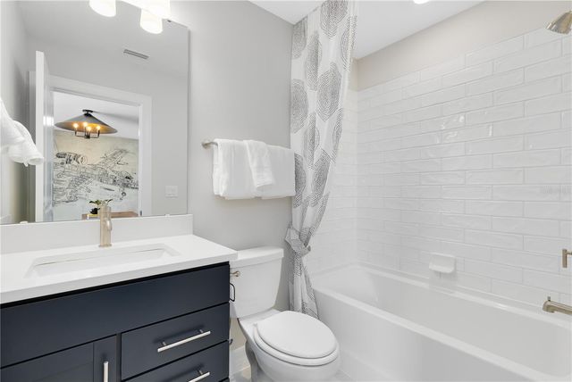 5661 FLAME VINE WAY, St Cloud, FL 34771