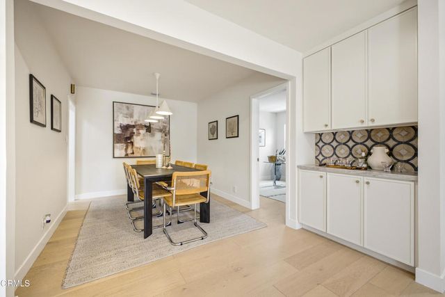 168 Lamour Drive, La Canada Flintridge, CA 91011
