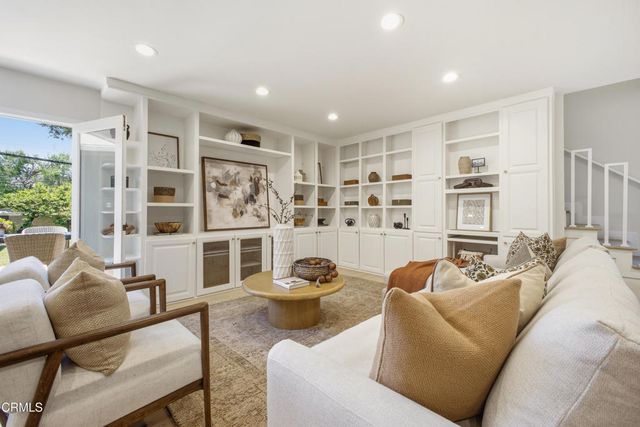 168 Lamour Drive, La Canada Flintridge, CA 91011
