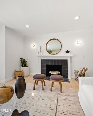 168 Lamour Drive, La Canada Flintridge, CA 91011