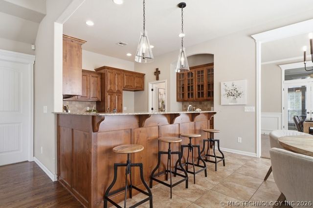 2712 W Natchez Street, Broken Arrow, OK 74011