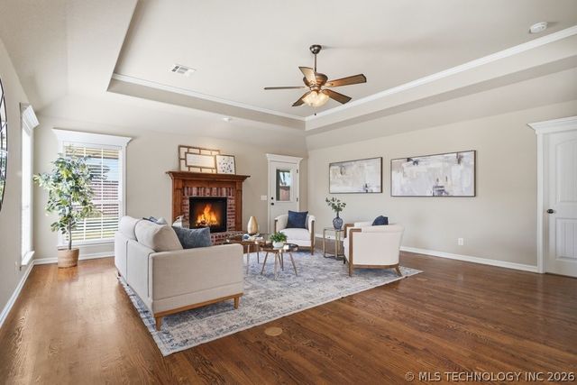 2712 W Natchez Street, Broken Arrow, OK 74011