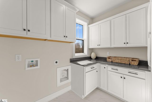100 Ever Silvers Lane, Taylors, SC 29687