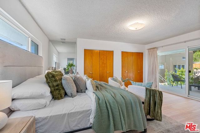 4799 Bonvue Avenue, Los Angeles, CA 90027