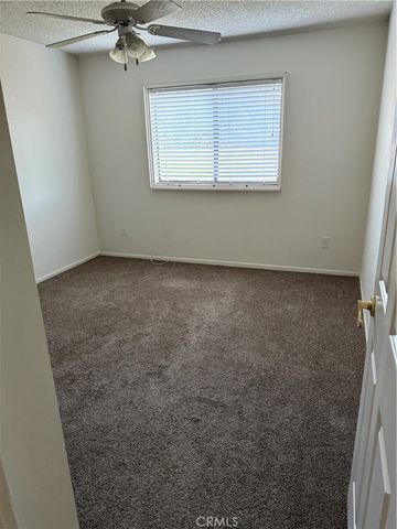 9201 Paso Robles, Northridge, CA 91325