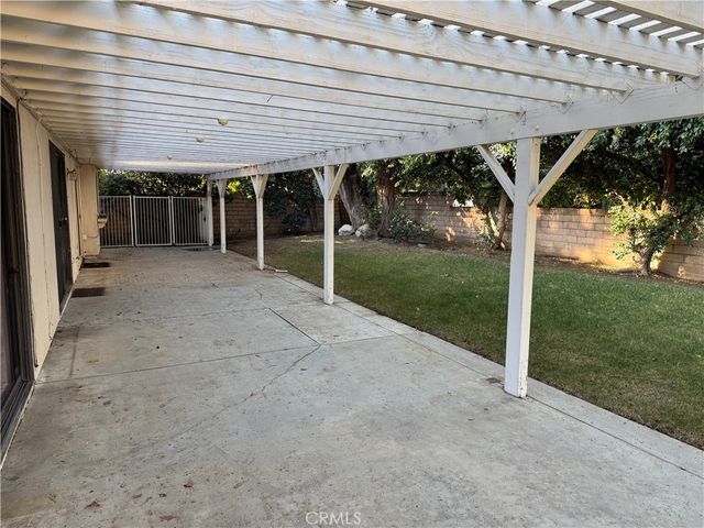 9201 Paso Robles, Northridge, CA 91325