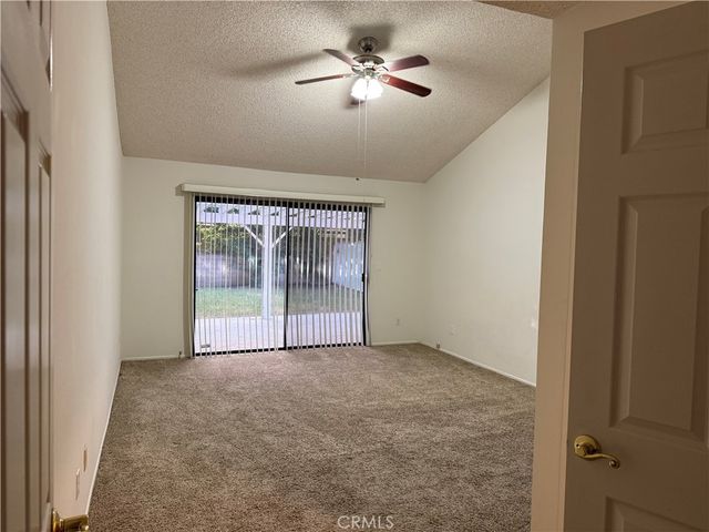 9201 Paso Robles, Northridge, CA 91325