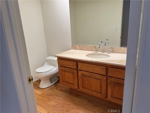 9201 Paso Robles, Northridge, CA 91325