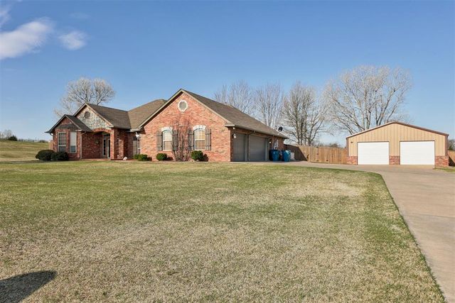1307 Whispering Ridge Drive, Tuttle, OK 73089