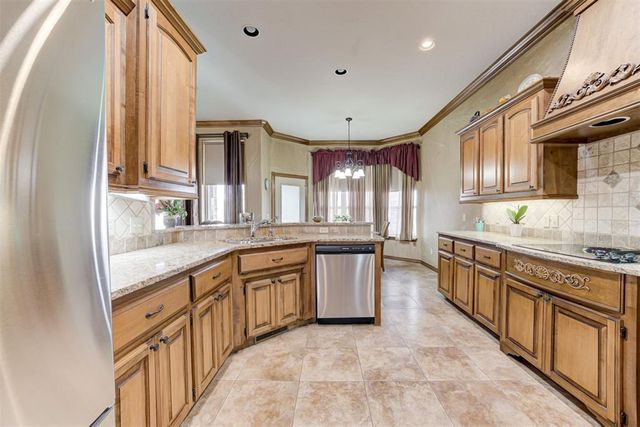 1307 Whispering Ridge Drive, Tuttle, OK 73089